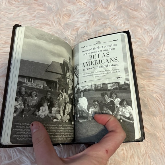 George I. W. Bush Coffee Table Book - Brown Cover NEW Diary Story - Picture 3 of 3